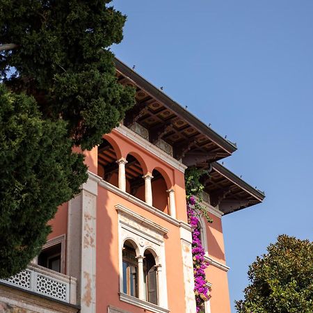 Hotel Villa Fiordaliso Гардоне Ривьера Экстерьер фото
